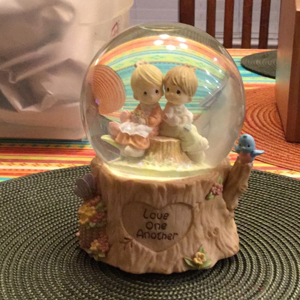 Precious Moments “Love Wii Keep Us Together”